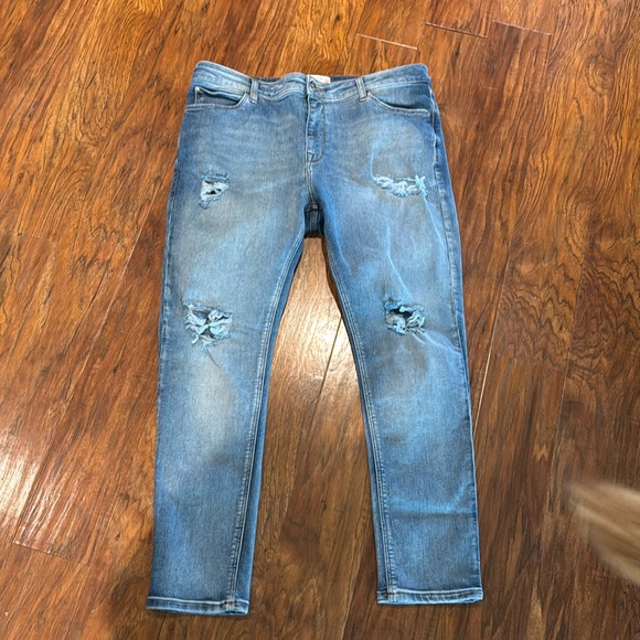 ASOS Jeans Women’s 38 Length 30 Distressed - Picture 1 of 4